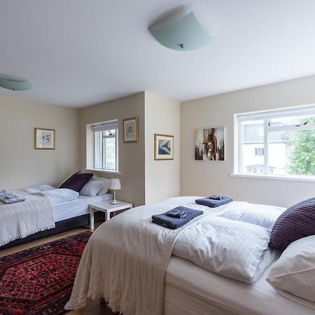 Guesthouse Akureyri - Apartments Near Down Town Екстер'єр фото