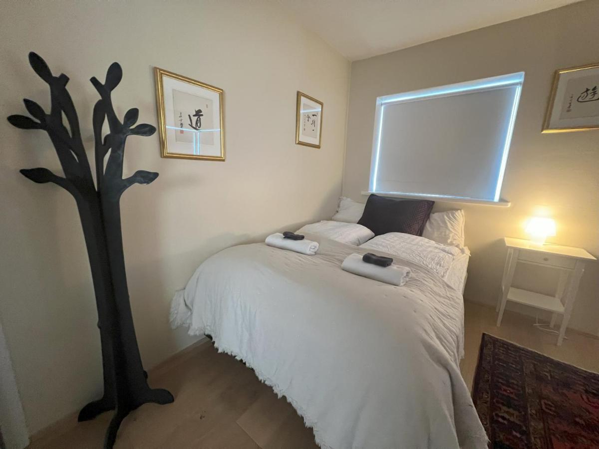Guesthouse Akureyri - Apartments Near Down Town Екстер'єр фото