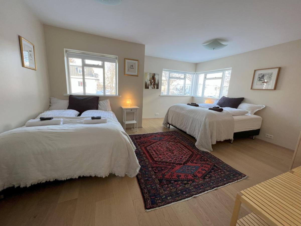 Guesthouse Akureyri - Apartments Near Down Town Екстер'єр фото