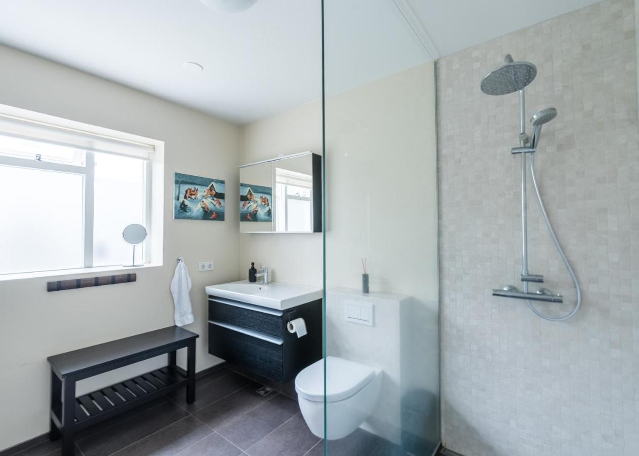 Guesthouse Akureyri - Apartments Near Down Town Екстер'єр фото