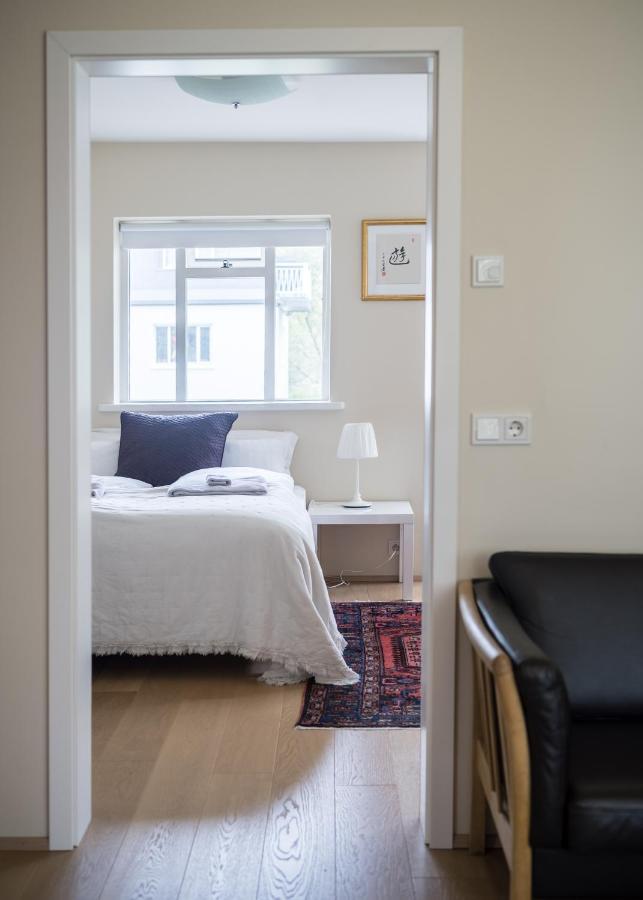 Guesthouse Akureyri - Apartments Near Down Town Екстер'єр фото